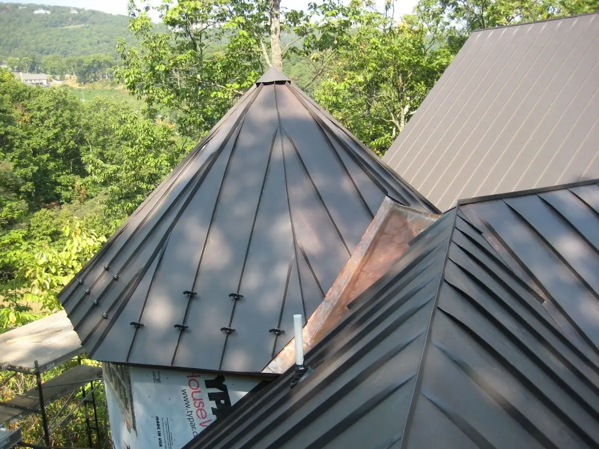 Professional Roof Tarp Installation by Craftsman Roofing in Rio del Mar